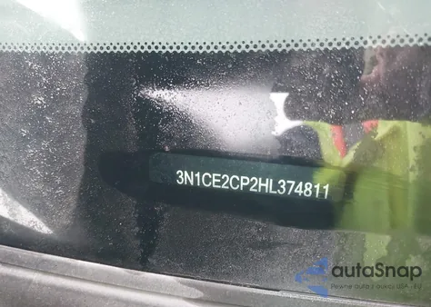 2017 Nissan Versa Note Sv z USA, uszkodzony, nr VIN 3N1CE2CP2HL374811